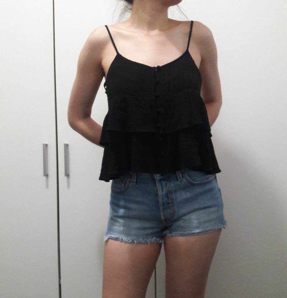 XS NWT Express Black Ruffled Tank Top
